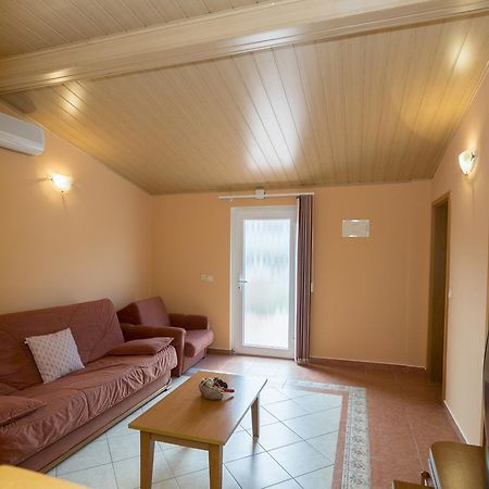 Apartments Kori Funtana Dış mekan fotoğraf