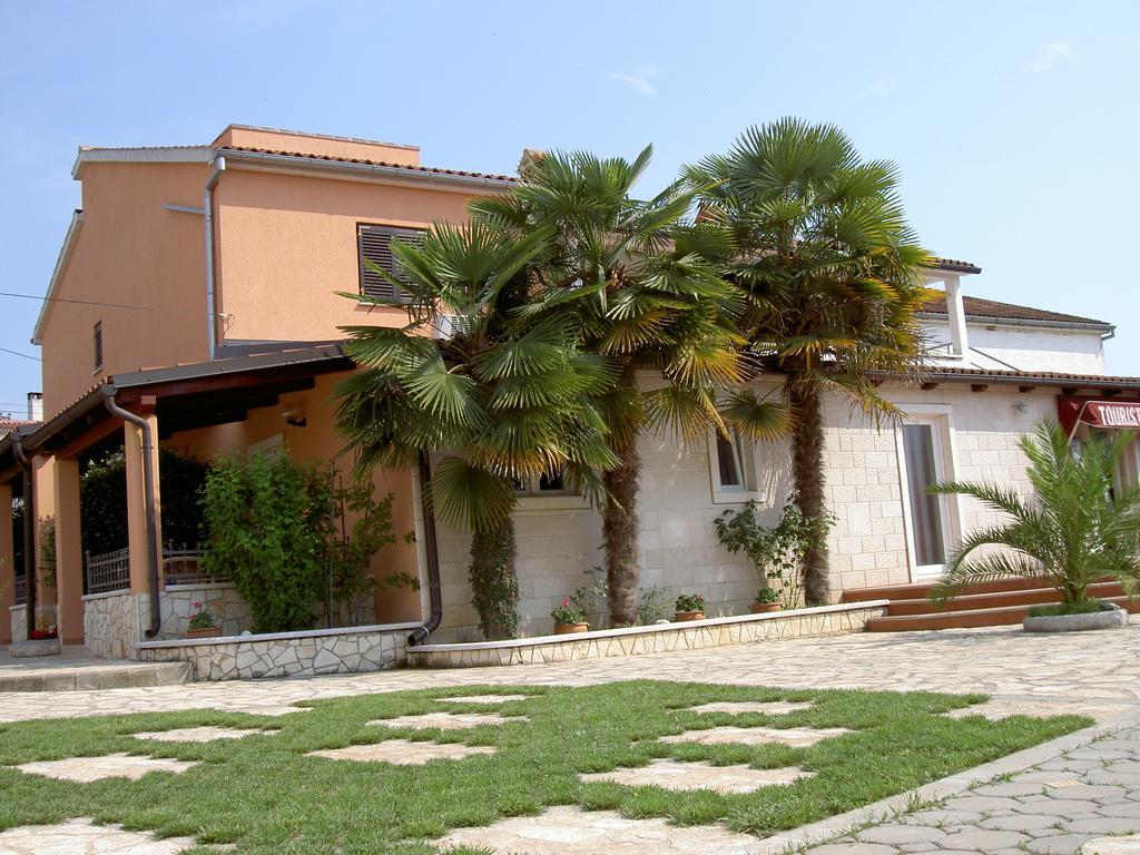 Apartments Kori Funtana Dış mekan fotoğraf
