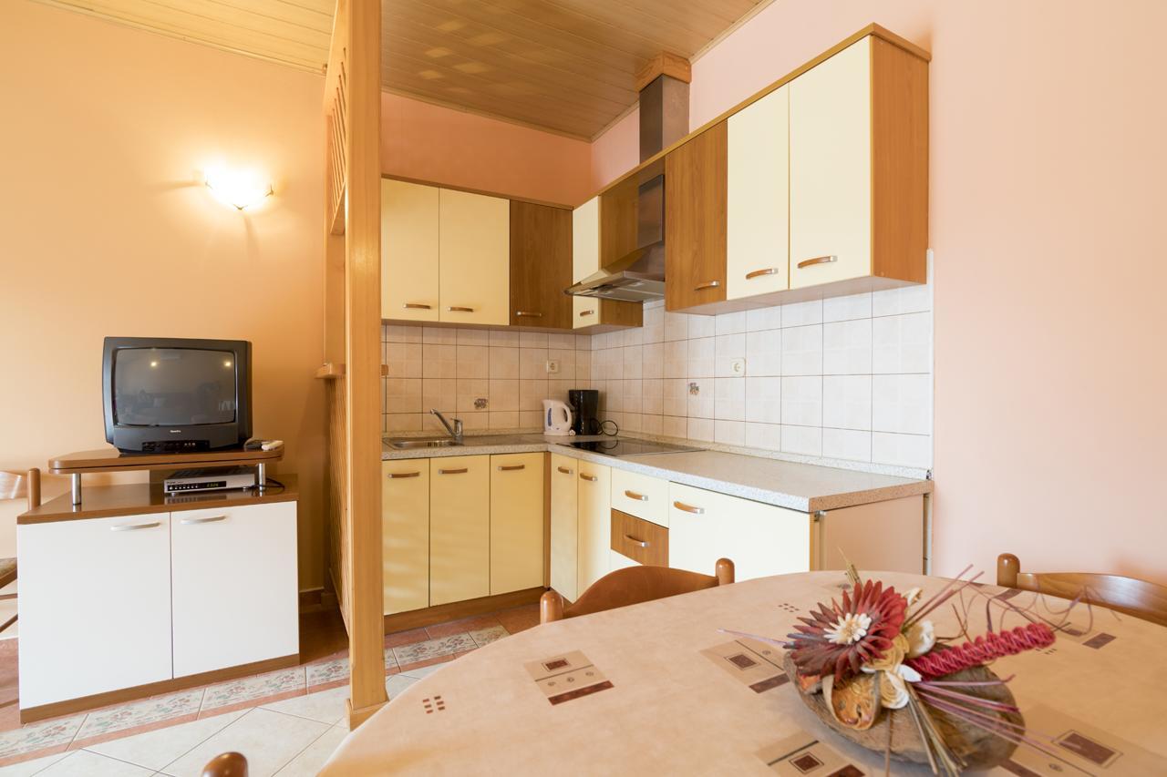 Apartments Kori Funtana Dış mekan fotoğraf