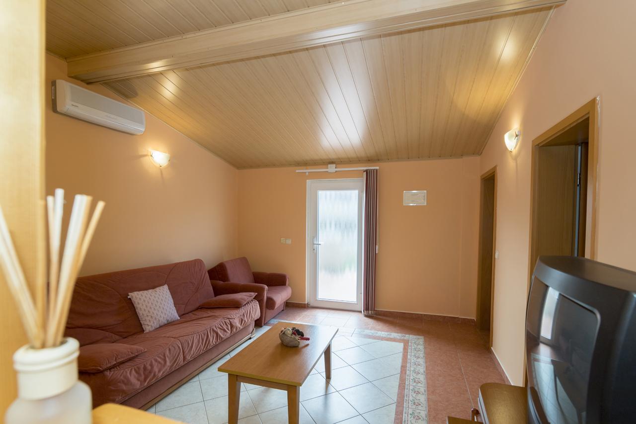Apartments Kori Funtana Dış mekan fotoğraf