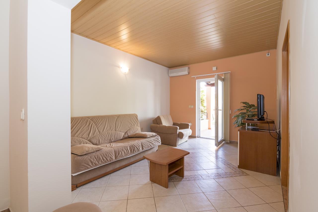 Apartments Kori Funtana Dış mekan fotoğraf